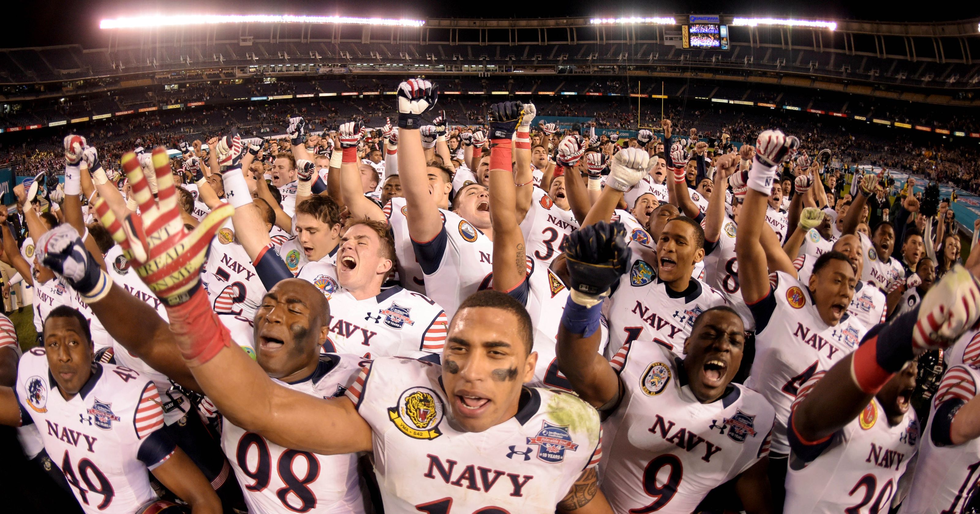 635745879246692435-USP-NCAA-FOOTBALL-POINSETTIA-BOWL-NAVY-VS-SAN-DIE-69626578.JPG